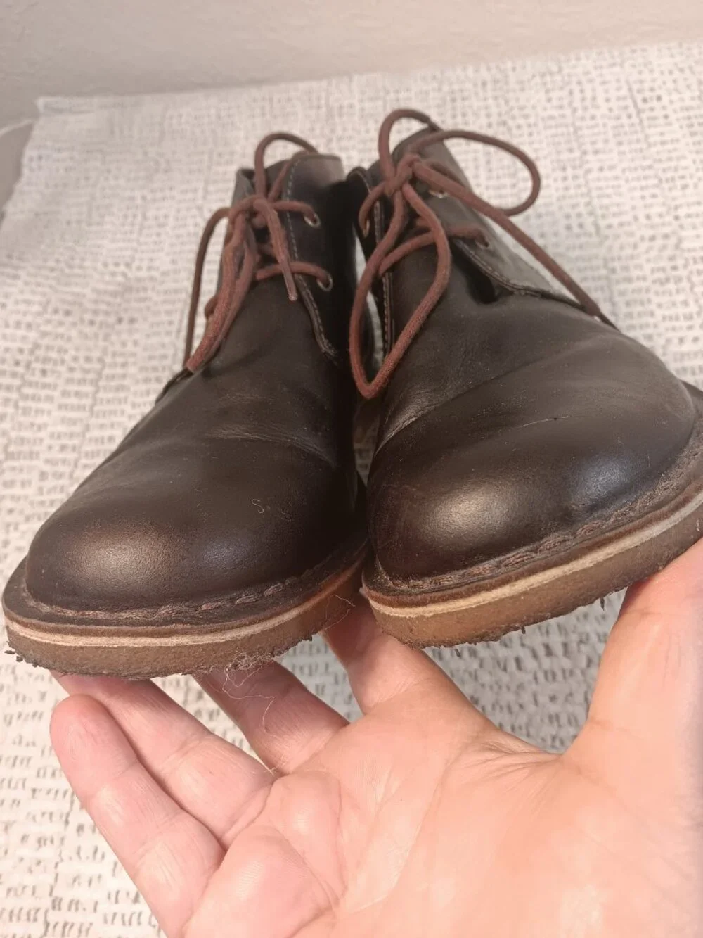 READ! UGG Australia men's 'Leighton' Leather Gum Sole Desert Chukka Boots  ~11.5